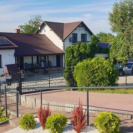 Апартаменти Біля Рондо - Mieszkanie Przy Rondzie Przemysl Exterior photo